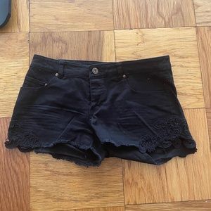 H&M short with lace